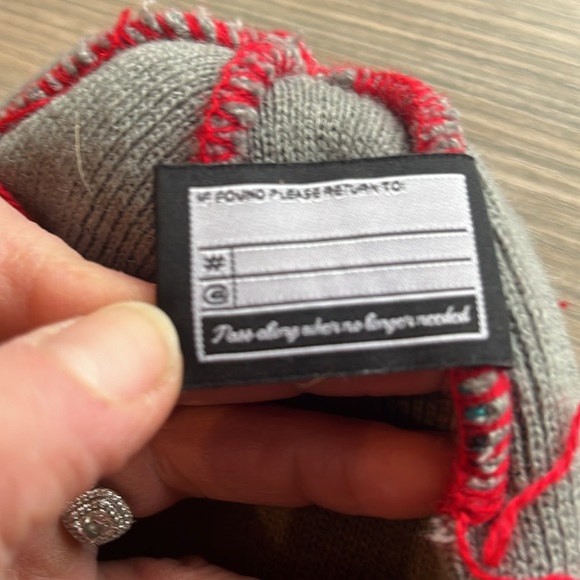 NWOT Grey, Black, & Turquoise Knit Unicorn Hat with Pom from Purveyors o… - Picture 7 of 7